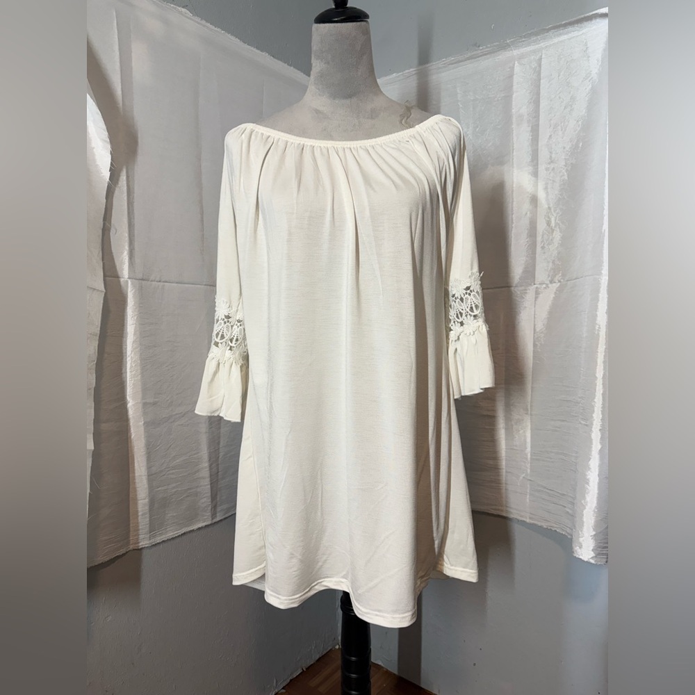 Win Win Women's White Tunic Top Blouse With Lace Bell Sleeves L / XL